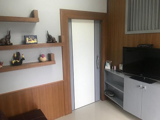 1 Bed Condo — photo 2