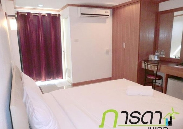 1 Bed Condo — photo 1