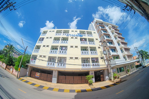 1 Bed Condo — photo 2