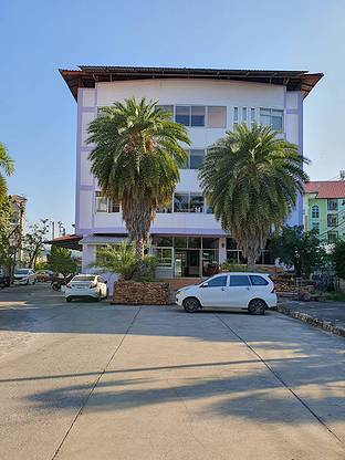 1 Bed Condo — photo 1