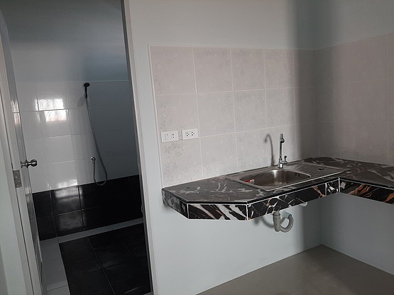 1 Bed Condo — photo 4