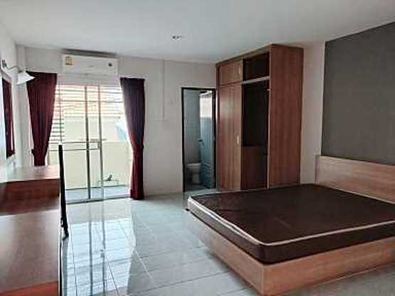 1 Bed Condo — photo 5