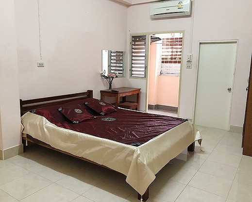 1 Bed Condo — photo 4