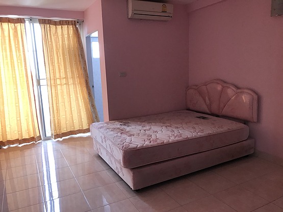 1 Bed Condo · Wang Thonglang, bangkok — photo 1