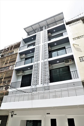 1 Bed Condo · Bangkok Noi, bangkok — photo 2
