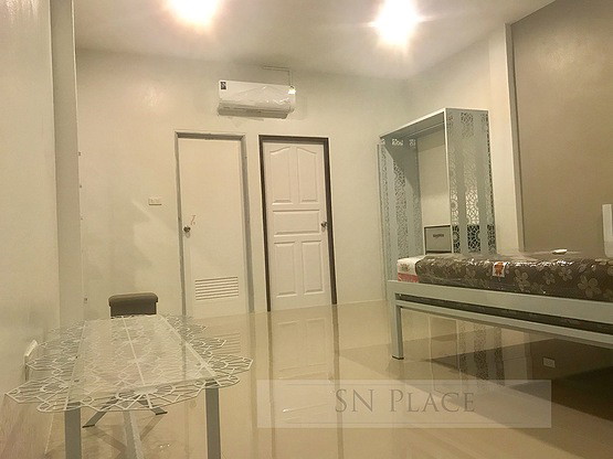 1 Bed Condo — photo 2