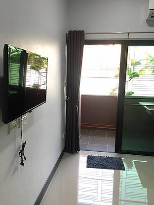 1 Bed Condo — photo 3