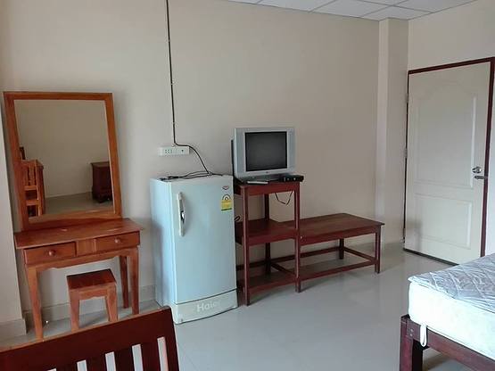 1 Bed Condo — photo 2