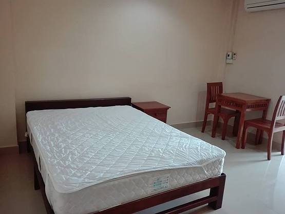 1 Bed Condo — photo 4