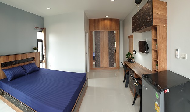 Condo — photo 1