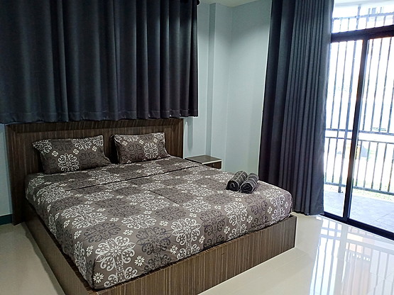 1 Bed Condo — photo 4