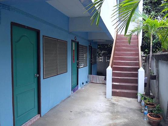 1 Bed Condo — photo 2