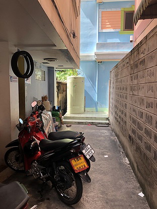 1 Bed Condo · Bangkok Noi, bangkok — photo 2