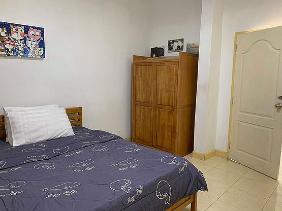 1 Bed Condo — photo 2