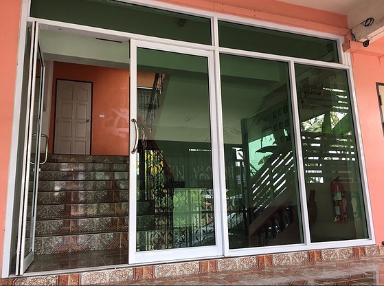 1 Bed Condo — photo 3