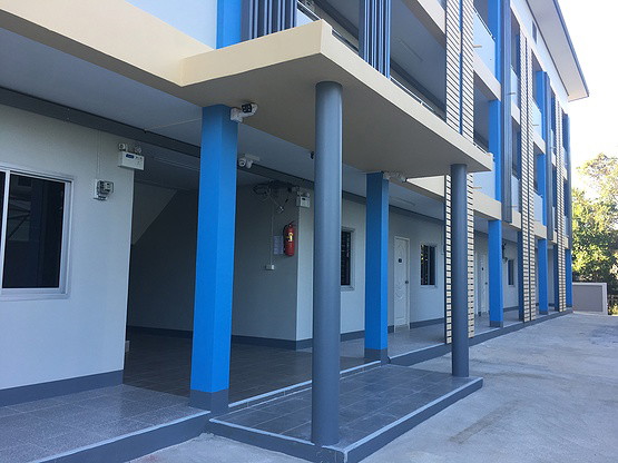 1 Bed Condo — photo 1