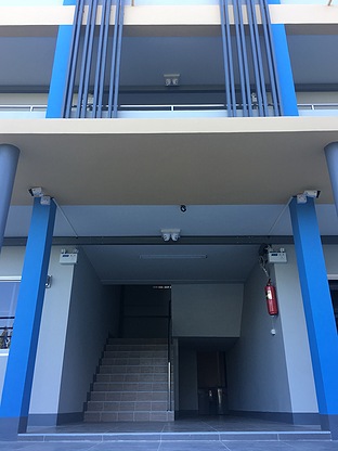 1 Bed Condo — photo 3