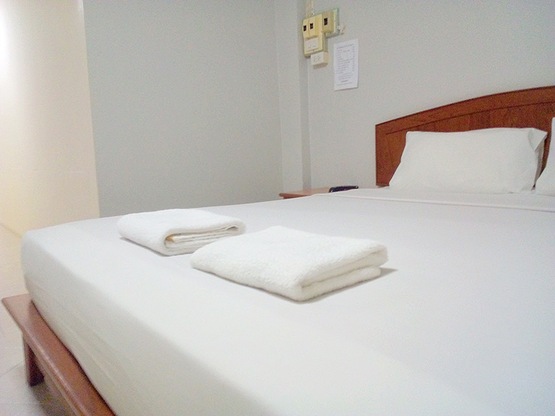 1 Bed Condo — photo 2