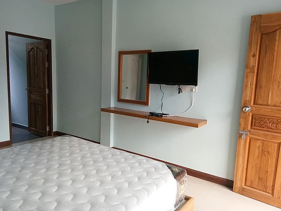 1 Bed Condo — photo 4