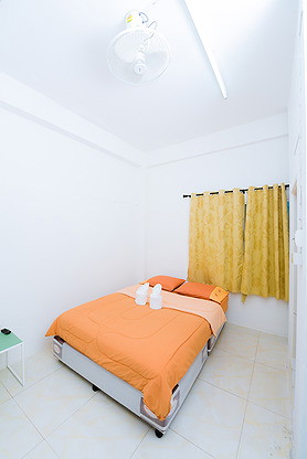 1 Bed Condo — photo 1