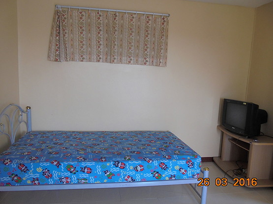 1 Bed Condo — photo 3
