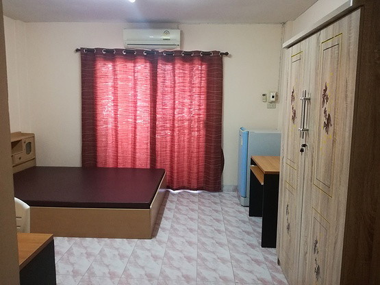 1 Bed Condo — photo 1