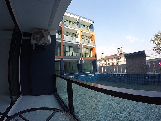 1 Bed Condo — photo 1