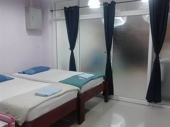 1 Bed Condo — photo 2
