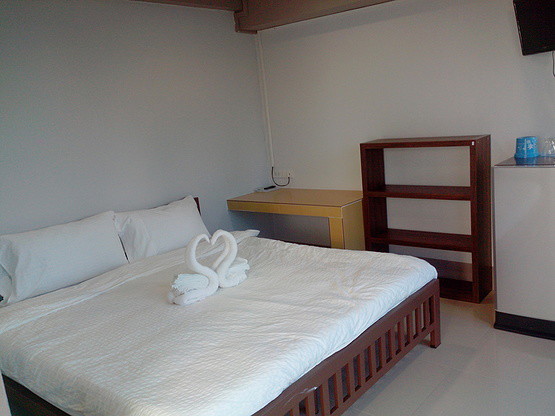 1 Bed Condo — photo 4