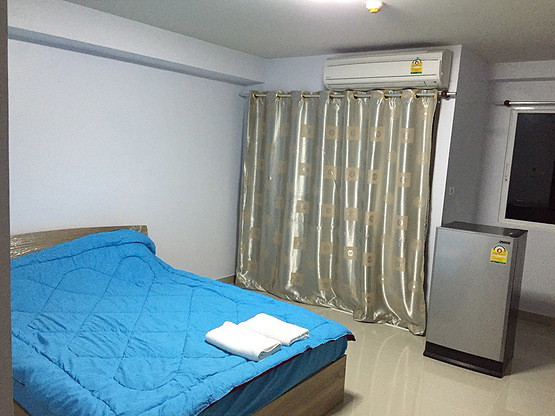 1 Bed Condo — photo 2