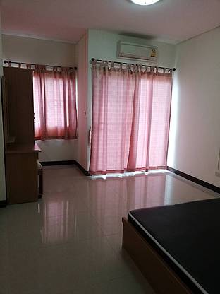1 Bed Condo · Bangkok Noi, bangkok — photo 2