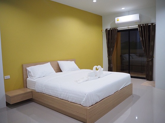 1 Bed Condo — photo 4