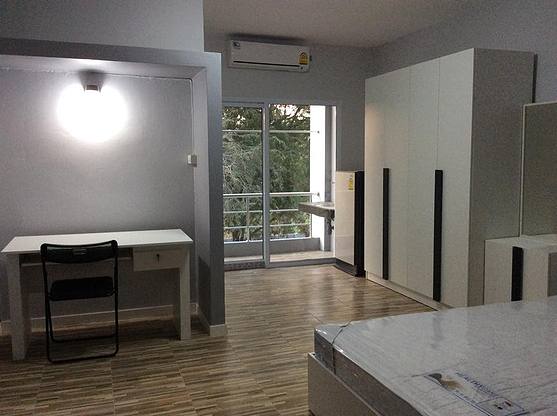 1 Bed Condo — photo 4