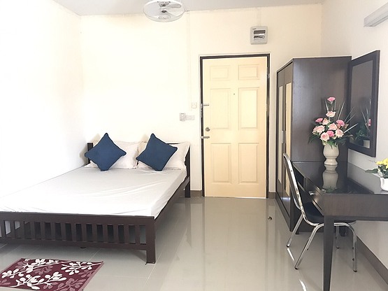 1 Bed Condo · Bangkok Noi, bangkok — photo 5