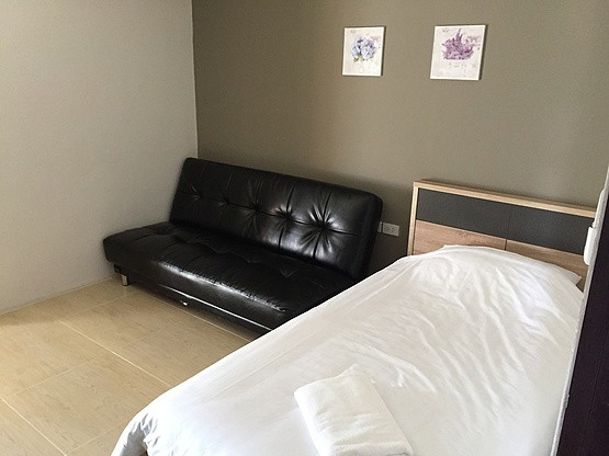 1 Bed Condo — photo 2