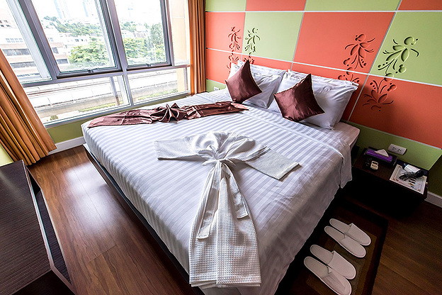 1 Bed Condo · Khlong San, bangkok