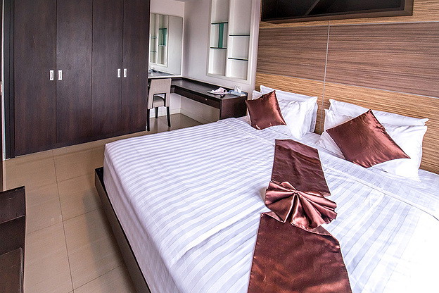 1 Bed Condo · Khlong San, bangkok — photo 2
