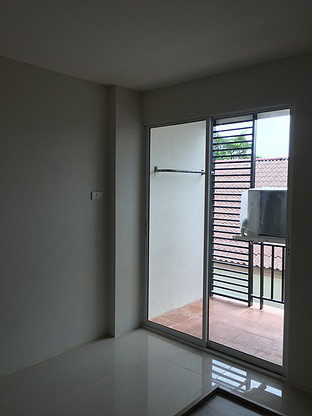 1 Bed Condo · Khan Na Yao, bangkok — photo 2