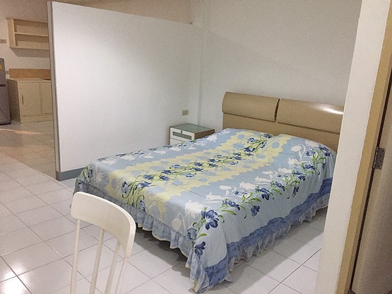 1 Bed Condo · Huai Khwang, bangkok