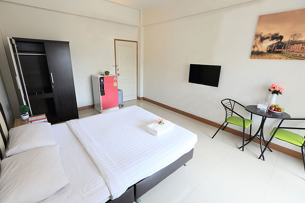 1 Bed Condo · Khan Na Yao, bangkok — photo 4