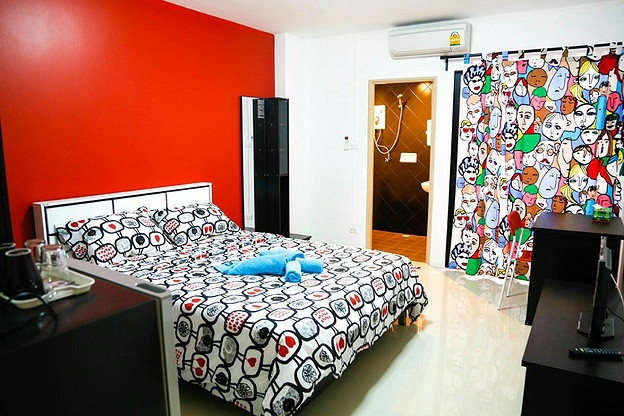 Condo · Khlong Toei, bangkok — photo 2