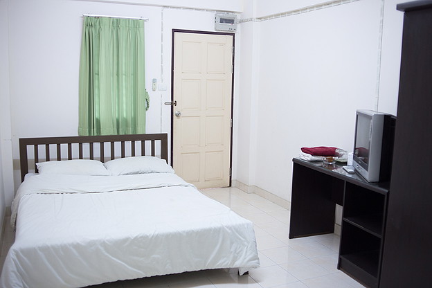 1 Bed Condo · Wang Thonglang, bangkok — photo 2