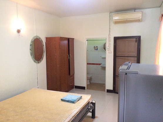 Condo · Huai Khwang, bangkok
