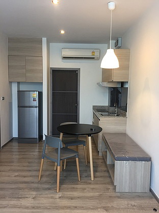 1 Bed Condo · Khlong Toei, bangkok — photo 3