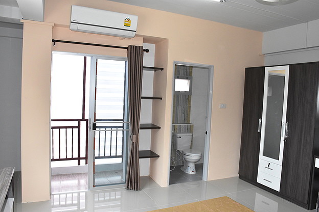 1 Bed Condo · Wang Thonglang, bangkok — photo 5