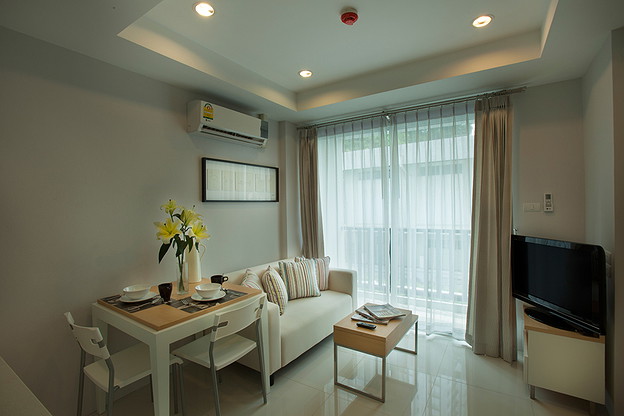 1 Bed Condo · Sathon, bangkok — photo 2