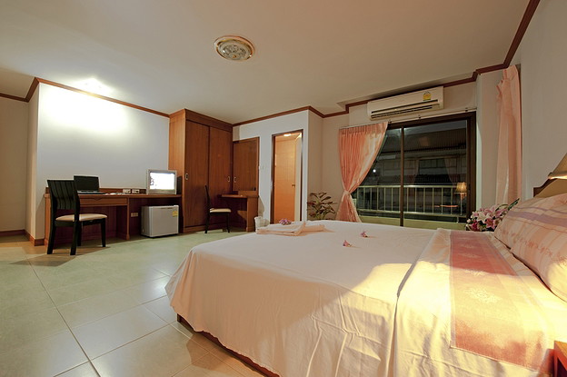 Condo · Mueang Nonthaburi, nonthaburi — photo 4