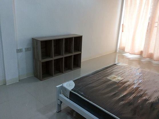 1 Bed Condo · Watthana, bangkok — photo 2