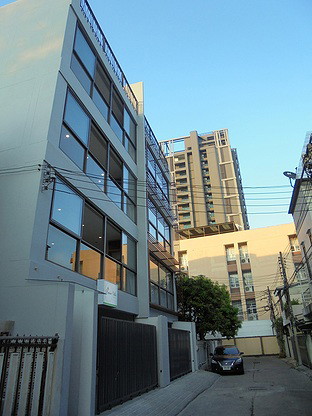 1 Bed Condo · Watthana, bangkok — photo 2
