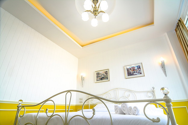 Maithong Residence